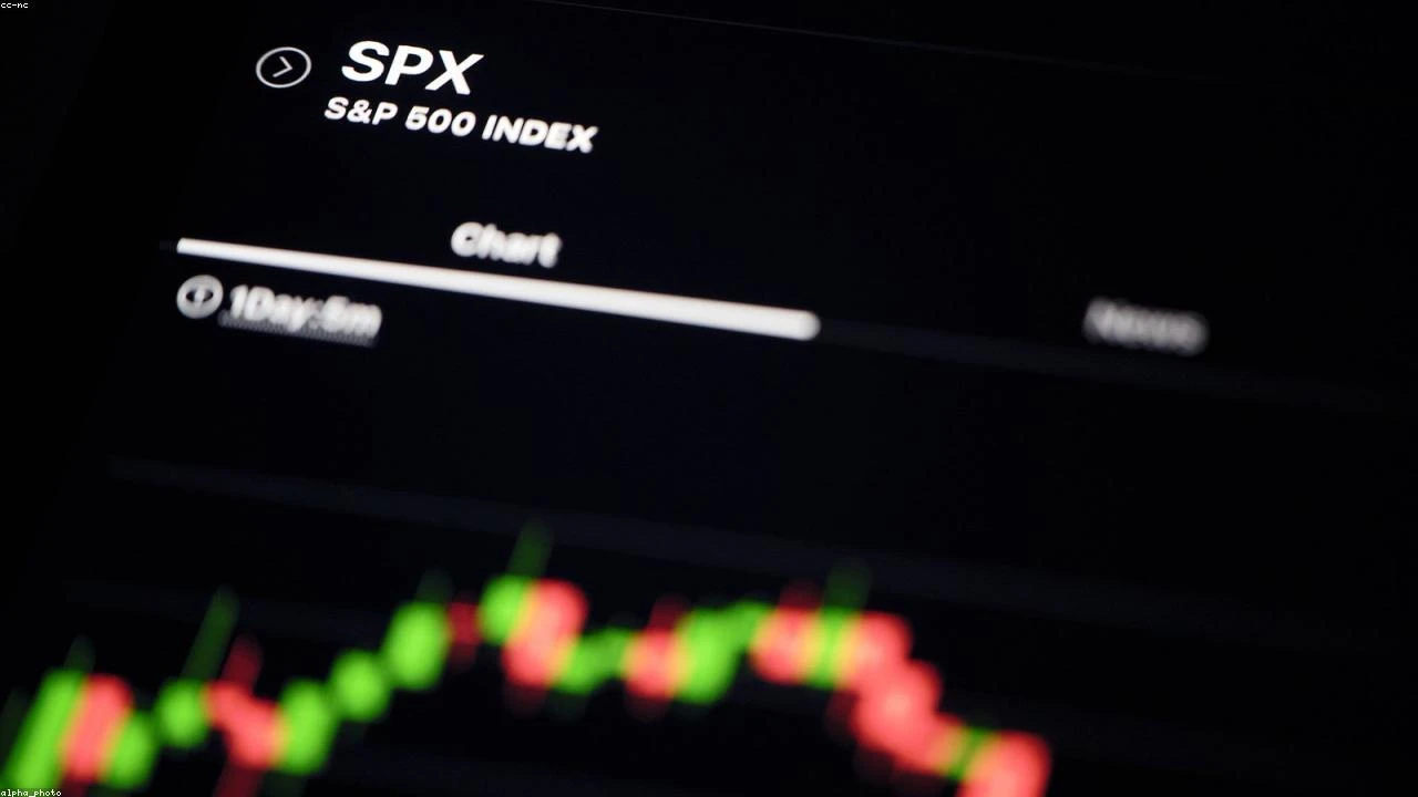 Maximizing Returns: A Deep Dive into High-Yield Savings Accounts