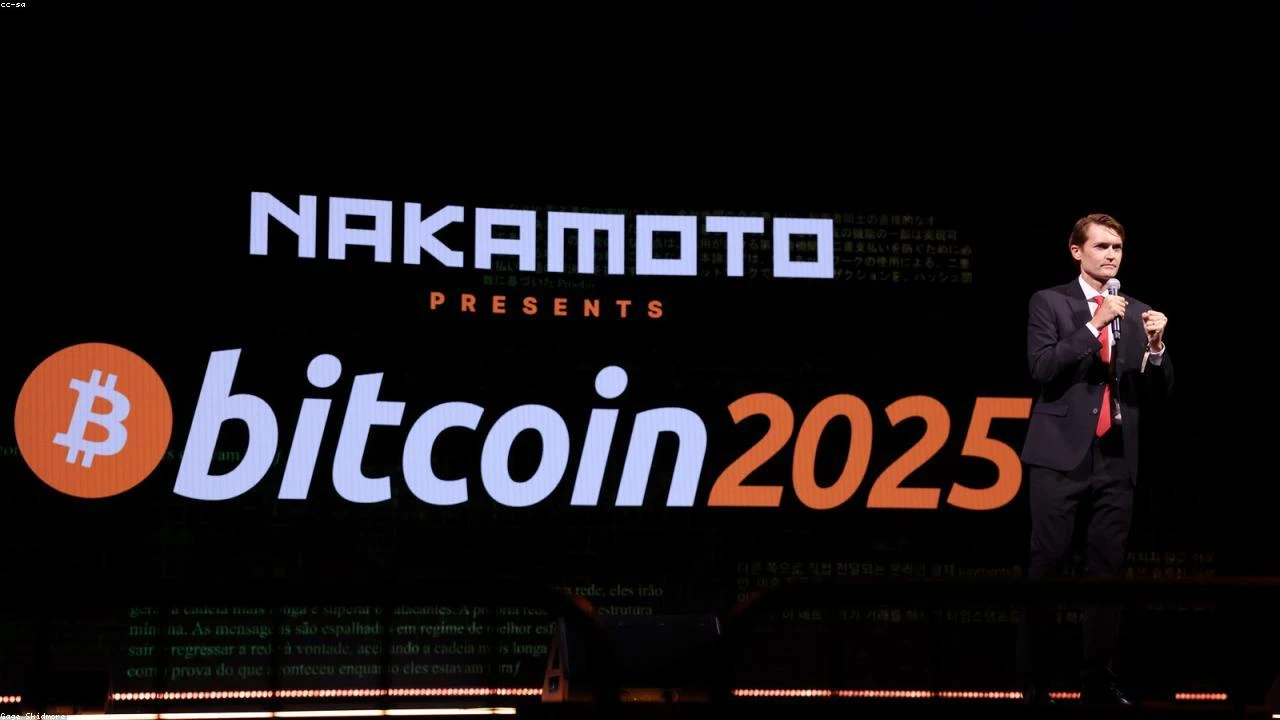 Bitcoin Regains Momentum as Trump Announces 78% Cut in US Trade Deficit