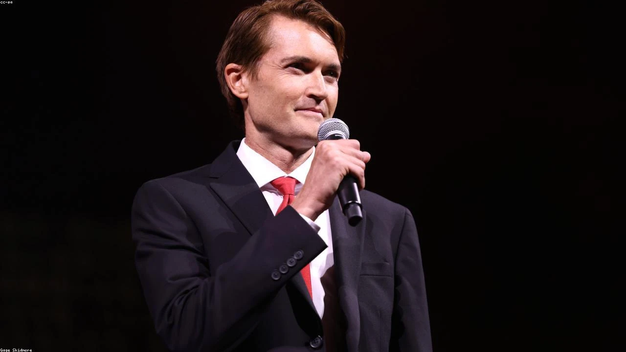 Warren Buffett's Billion-Dollar Dilemma: Weighing Donations to Gates Foundation Amid Epstein Controversy