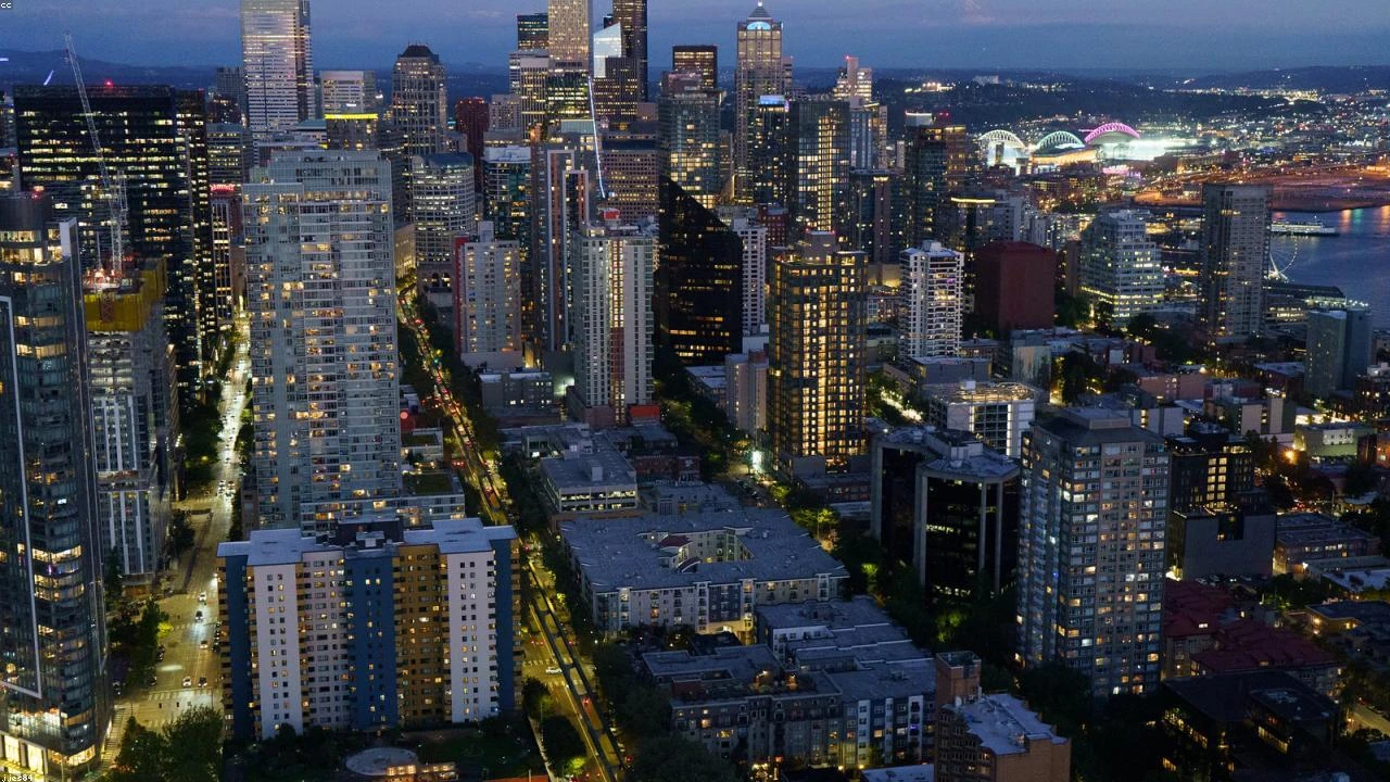 Insider Selling: Fitzgerald of StubHub Unloads $10k in Stock - What It Means for Investors