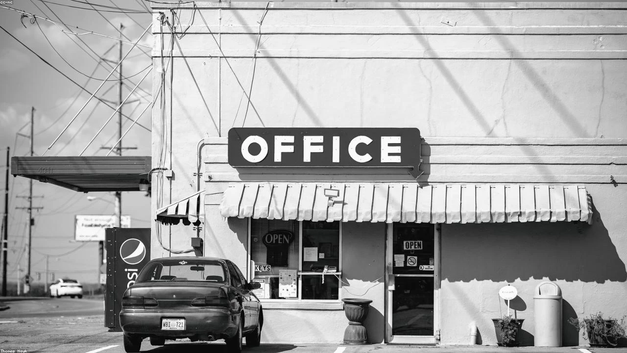 A Deep Dive into On Holding: Weighing the Pros and Cons