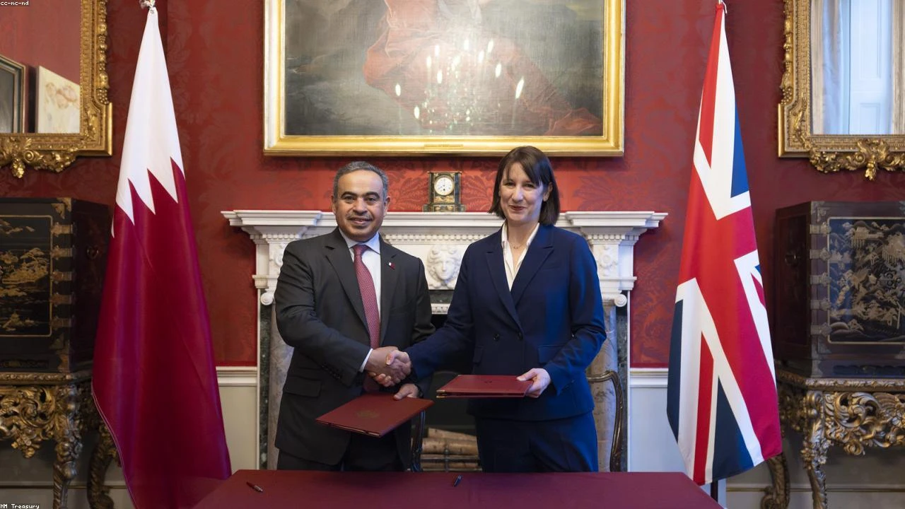 Roth Capital's Energy Stock Downgrades: A Deeper Dive into the Iran Conflict's Impact on the Market