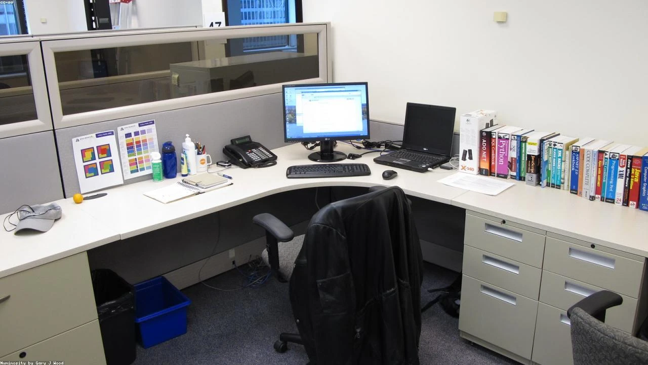 Social Security's Looming Deadline: A 6-Year Countdown to Financial Readjustment