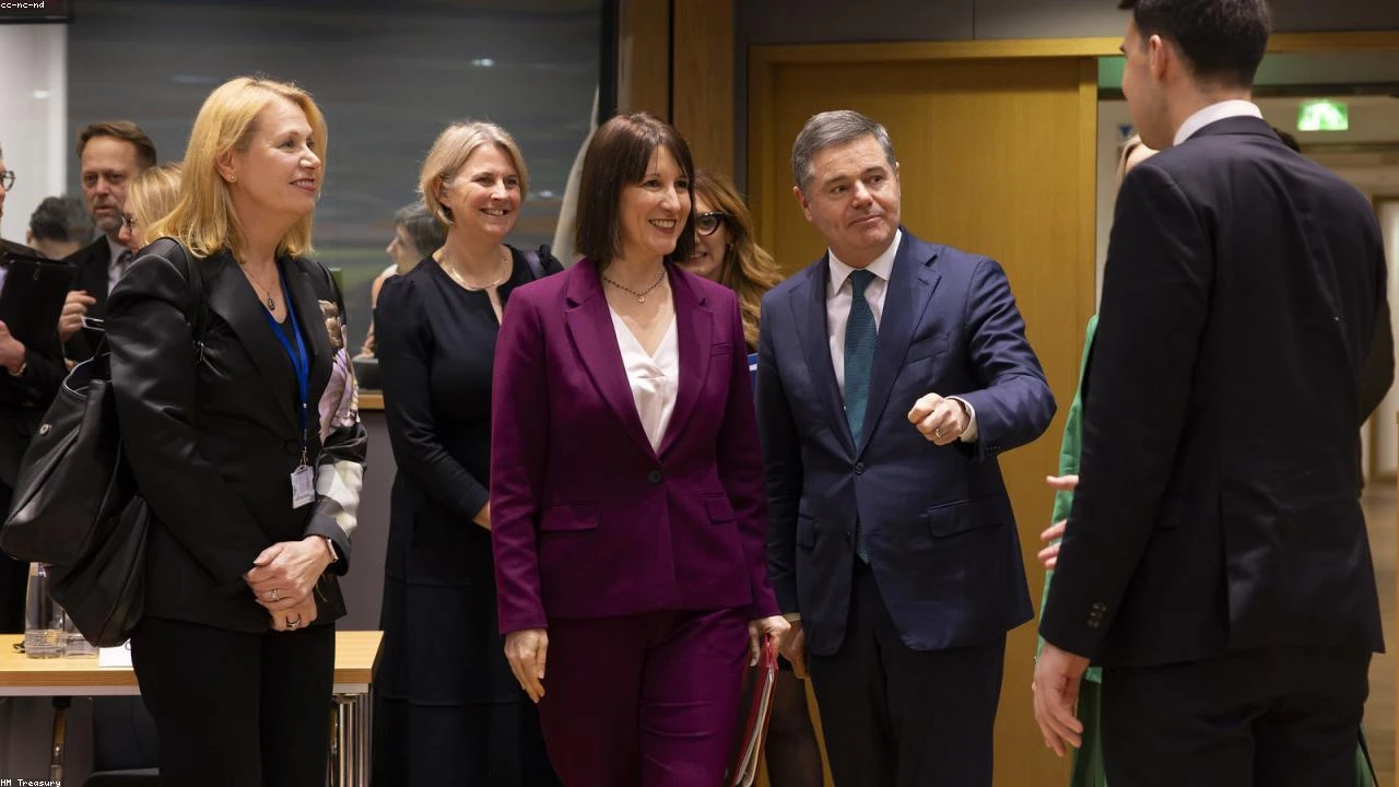 Nuclear Energy Stock Surges: HSBC Sees Further Gains Ahead