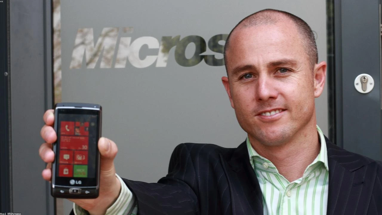 Tom Lee's Bitmine Makes Bold Move: $138 Million ETH Purchase Signals End to Crypto Slump