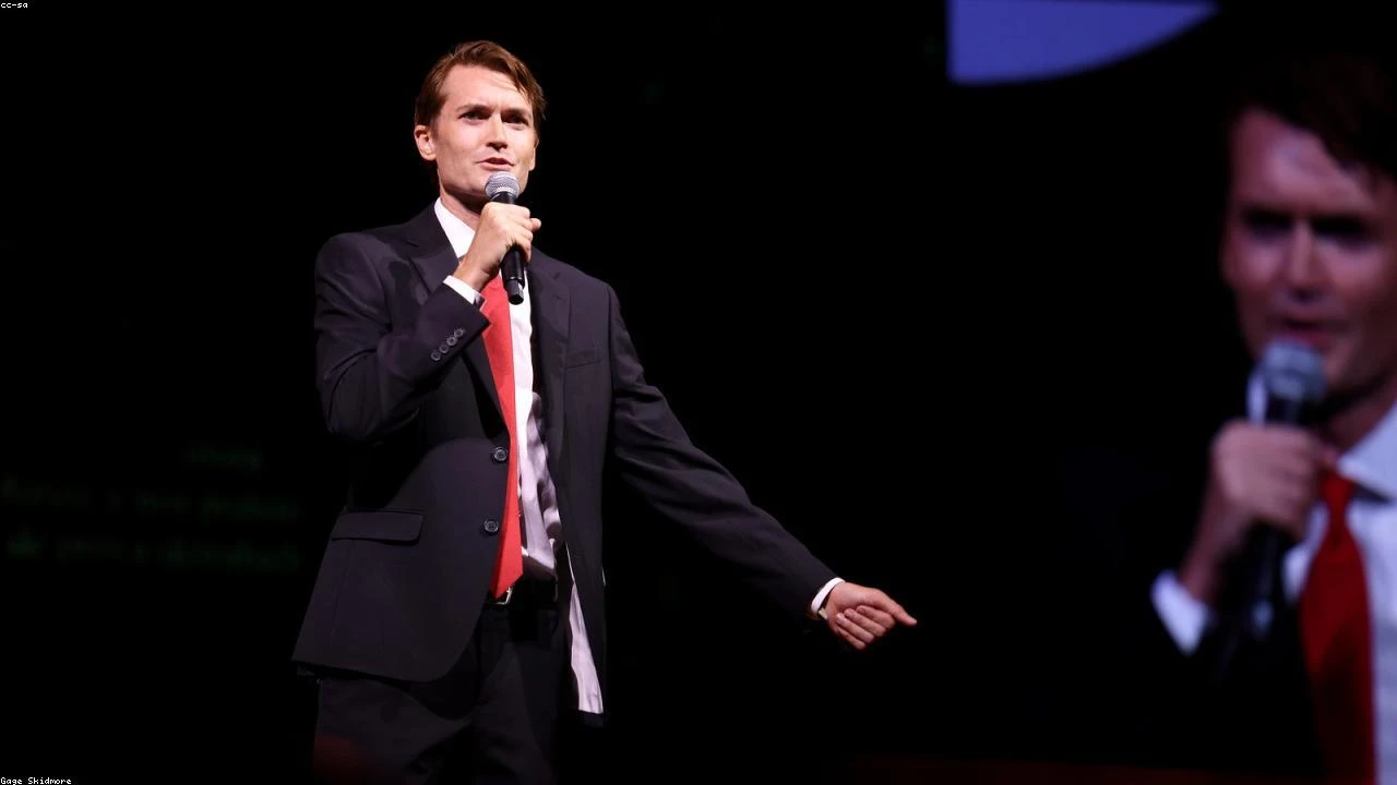 U.S. Banking Giant Set to Unveil Bitcoin ETF, Redefining Crypto Investment Landscape